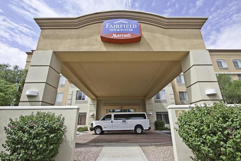 Fairfield Inn & Suites Phoenix Midtown Екстериор снимка